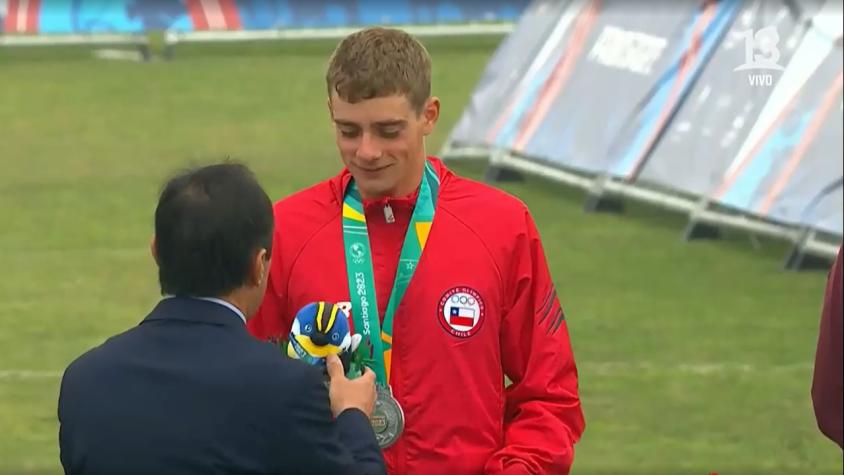 VIDEO| La premiación de Martín Vidaurre tras alcanzar la primera medalla del Team Chile en Santiago 2023