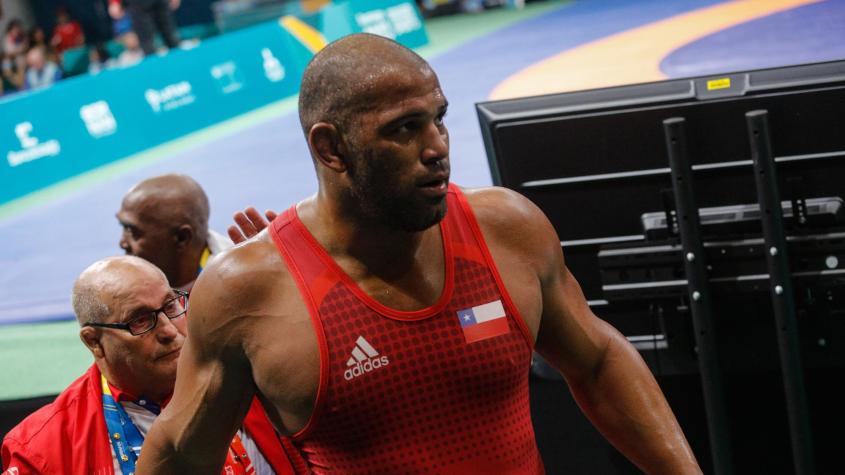 ¡Tuvo su revancha! Yasmani Acosta se quedó con la medalla de bronce en la lucha grecorromana de Santiago 2023