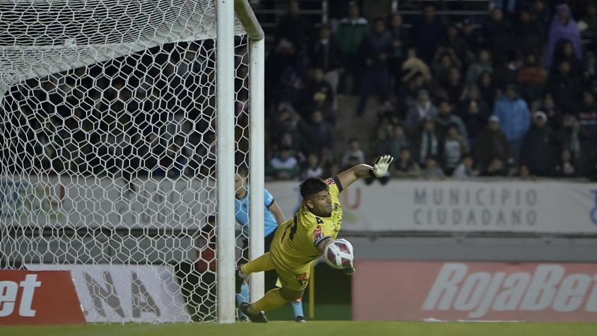 Yerko Urra quiere seguir siendo el héroe de Temuco en la lucha por el ascenso: "Queremos llevar a la ciudad a Primera"
