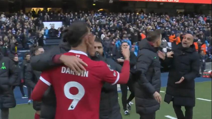 Darwin Núñez y Pep Guardiola protagonizaron duro encontrón en la Premier League - Crédito: Captura.