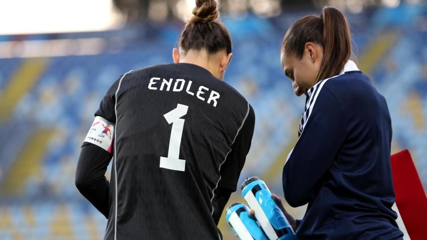 Aseguran que Antonia Canales se devolvió a España en medio de hostigamientos de la Federación de Fútbol de Chile