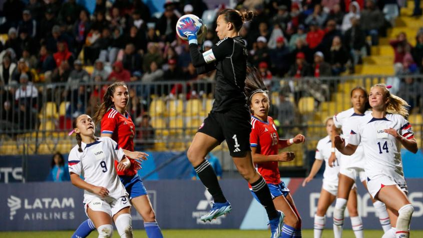 Endler se retiró de la Roja femenina - Créditos: Photosport