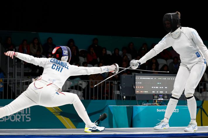 ¡Otra medalla para el Team Chile! Analía Fernández obtuvo bronce en esgrima de Santiago 2023