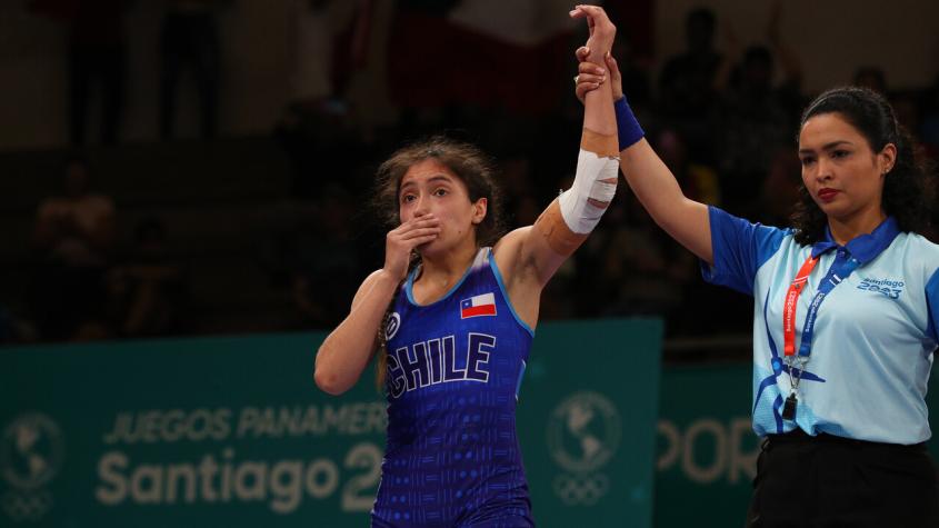 Una nueva medalla para Chile: Antonia Valdés consiguió el bronce en la lucha de Santiago 2023