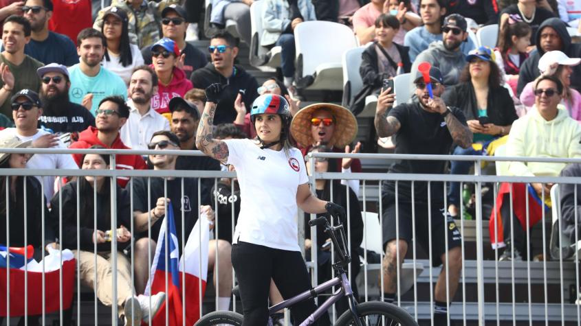 ¡Histórica! Macarena Pérez logra una nueva medalla de plata para Chile en el BMX de Santiago 2023