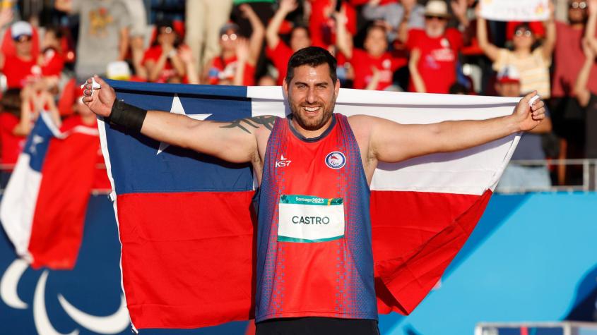 VIDEO | Nicolás Castro se confesó con Natalia Duco: "Decidí dejar de trabajar para dedicarme a Santiago 2023"