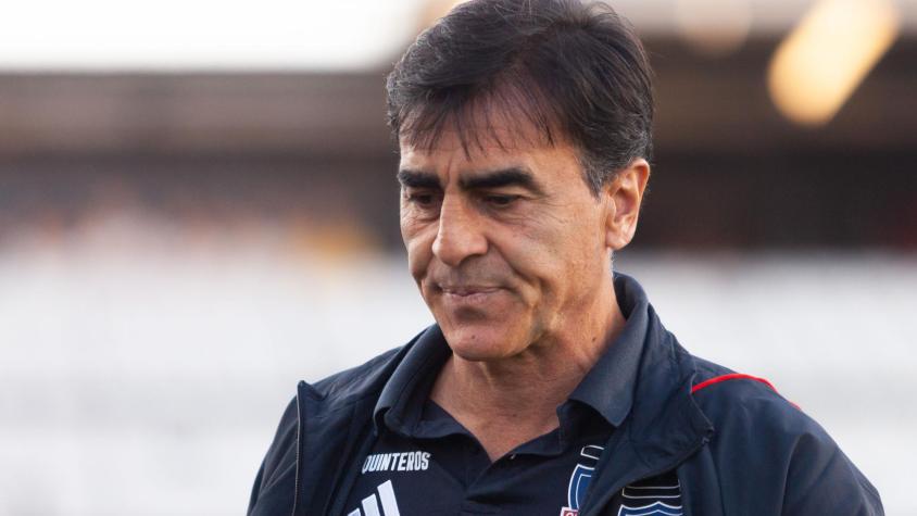 Revelan las verdaderas razones que gatillaron la salida de Gustavo Quinteros en Colo Colo