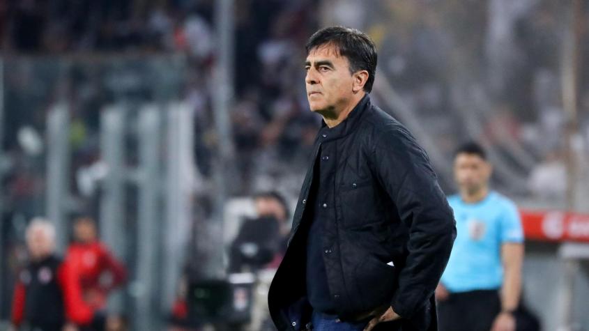 Quinteros ratifica su postura y le pasa la pelota a la dirigencia por su continuidad en Colo Colo