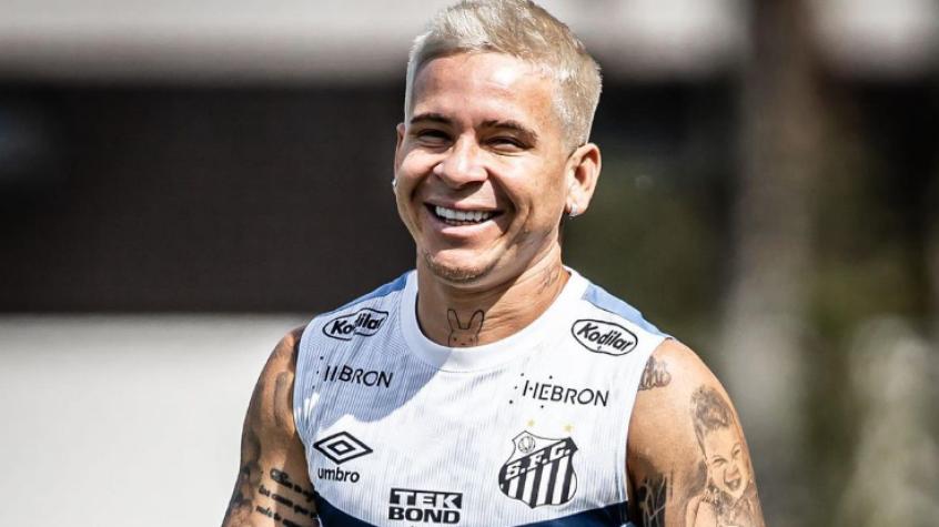 "Venga a ser feliz": Hinchas de Colo Colo exigen el fichaje de Yeferson Soteldo tras descenso de Santos