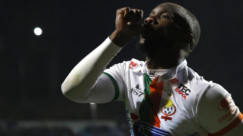 Aseguran que Cecilio Waterman es seguido de cerca por uno de los grandes del fútbol chileno