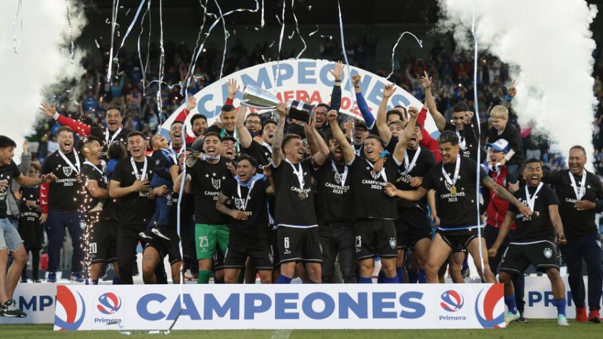 Huachipato alzó su segundo título de Primera División - Crédito: Photosport.