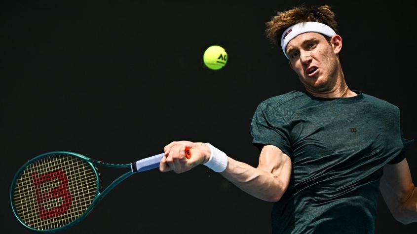 Nicolás Jarry sufrió una durísima derrota a cinco sets y dijo adiós al Australian Open