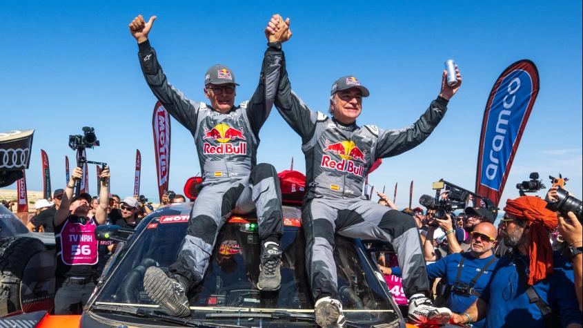 Carlos Sainz se alzó en el Rally Dakar 2024 - Créditos: AFP