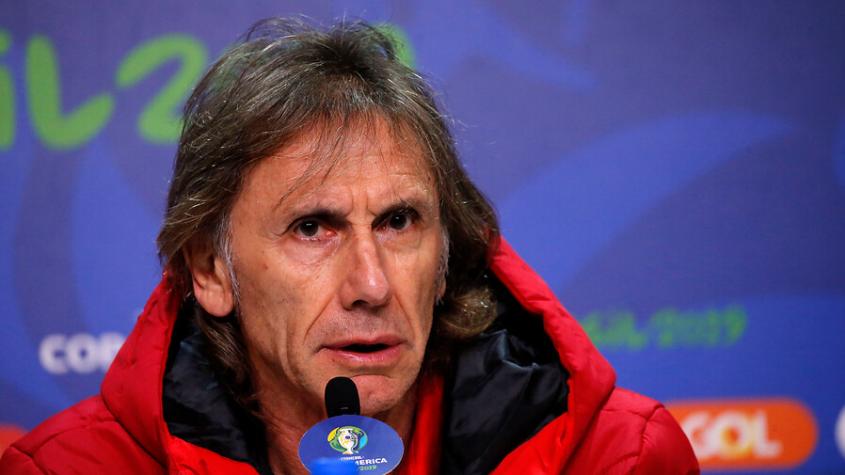 Ricardo Gareca se aleja de la Roja - Crédito: Photosport.