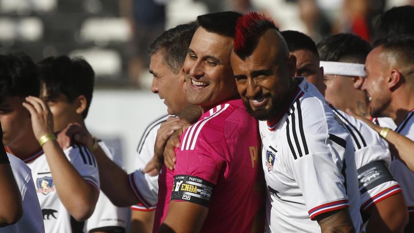 Arturo Vidal todavía no firma en Colo Colo y ya calienta el Superclásico: "Con la U no se..."