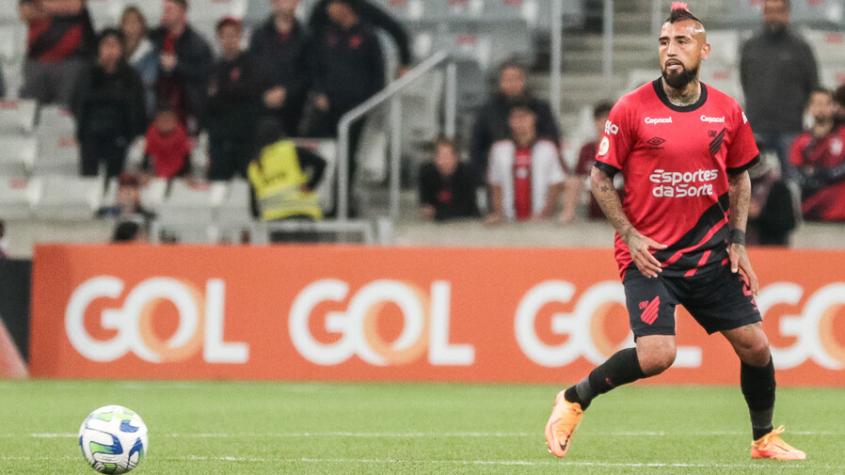 Colo Colo le ofrece casi el doble: este es el sueldo que tenía Arturo Vidal en Athletico Paranaense