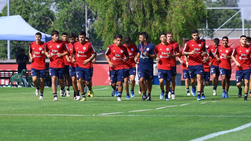 Nicolás Córdova libera a otro jugador de la Roja y se arma para el Preolímpico