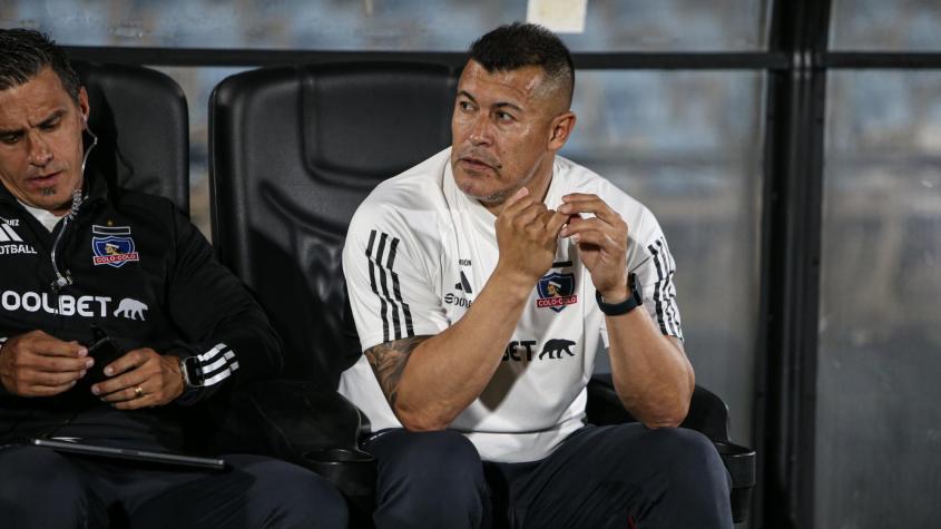 Almirón le pone tarea a Colo Colo y espera con los brazos abiertos a Arturo Vidal: "Ojalá se pueda dar"