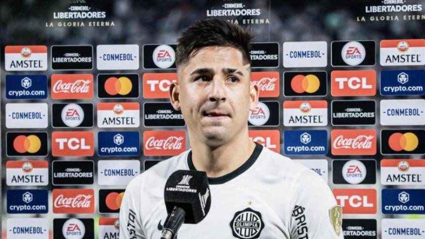 "Le ilusiona jugar con Arturo Vidal": Colo Colo busca reforzarse con centrodelantero de Olimpia para 2024