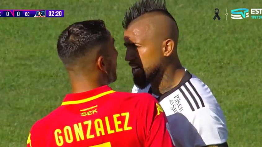 El duro cruce entre Arturo Vidal y Diego González en el partido entre Unión Española y Colo Colo