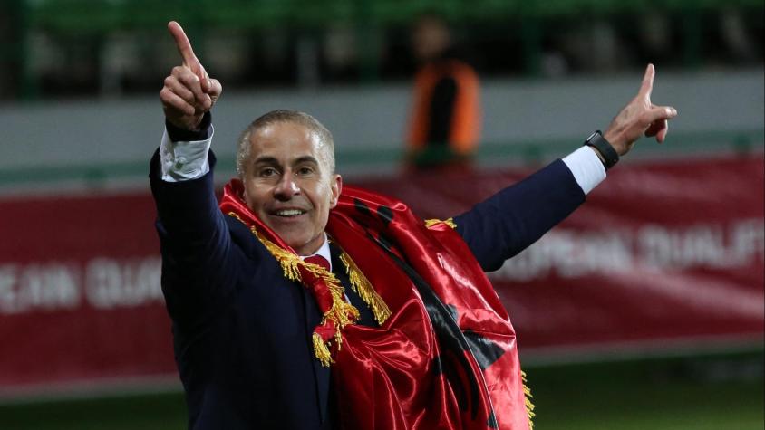 El DT de Albania elogió a la Roja - Crédito: AFP