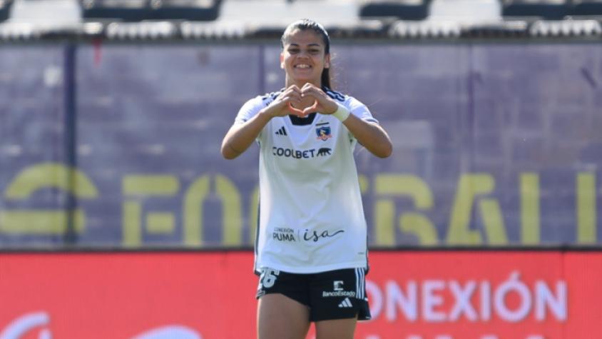 Dahiana Bogarín anotó golazo en Colo Colo - Crédito: @ColoColoFem