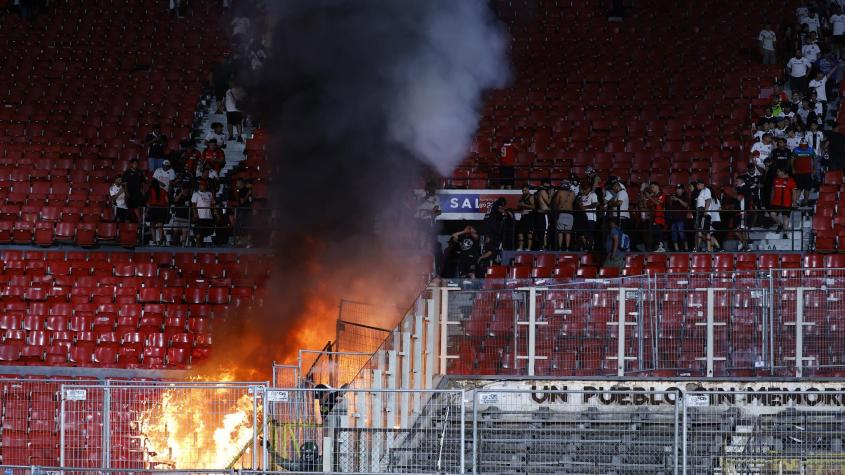 Incidentes de la barra de Colo Colo en la Supercopa - Crédito: Photosport