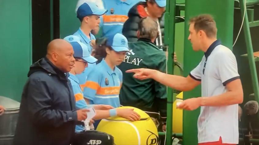 Nicolás Jarry discute en duros términos con el juez del partido tras caer en el Masters 1000 de Montecarlo