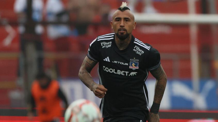 Arturo Vidal fue denunciado por ONG No Chat - Crédito: Photosport.