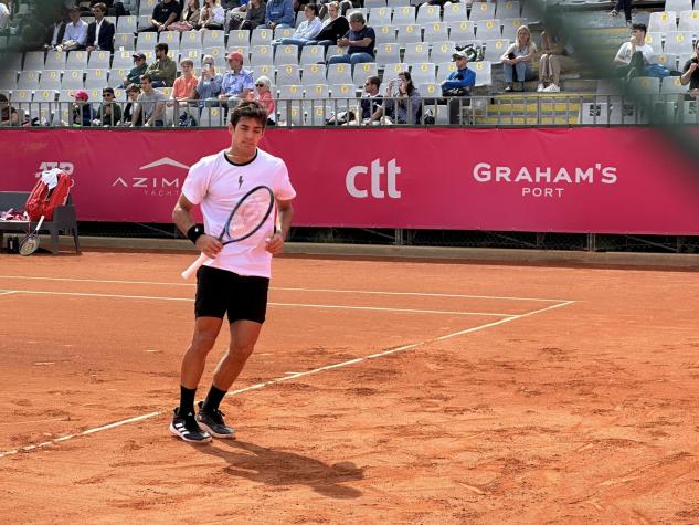 Cristian Garin continúa con su repunte y avanza en el Estoril Open ante un top 40