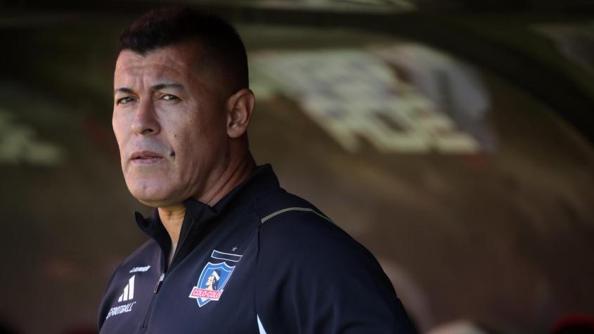 Quiere un 9 goleador: Los 5 delanteros que Almirón tiene en carpeta para Colo Colo