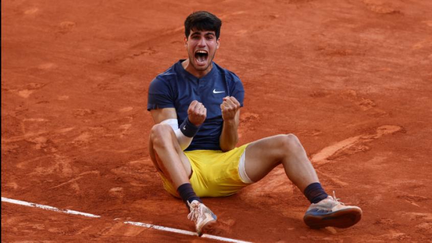 Carlos Alcaraz es el nuevo campeón de Roland Garros - Créditos: @RolandGarros