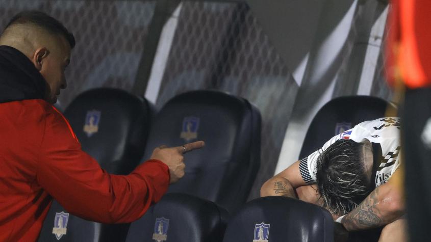 Jorge Almirón alza la voz en Colo Colo tras cruce con Carlos Palacios: “Esto se ve en todo el mundo”