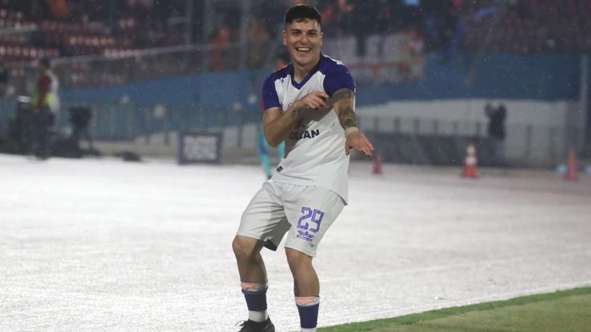 La figura de Puente Alto que hizo inferiores en Colo Colo, es hincha de la U y celebró como Leandro Fernández
