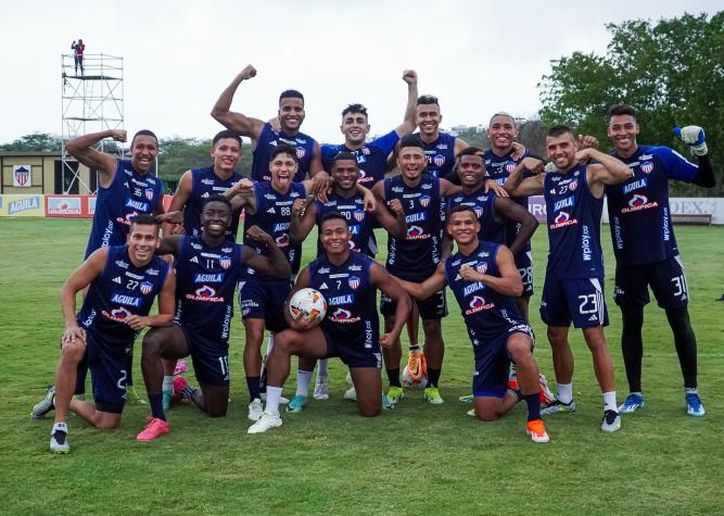 Junior de Barranquilla le mete miedo a Colo Colo con tres refuerzos
