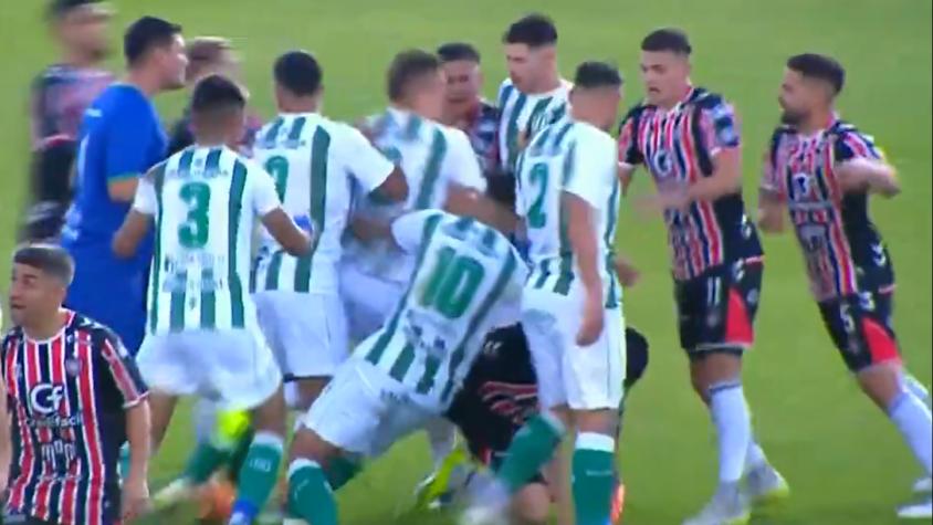 Arquero falló penal como Lionel Messi - Créditos: @TyCSports