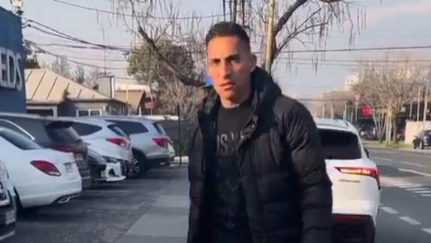 "Qué pesado son": el primer enojo de Javier Correa con periodista en Chile