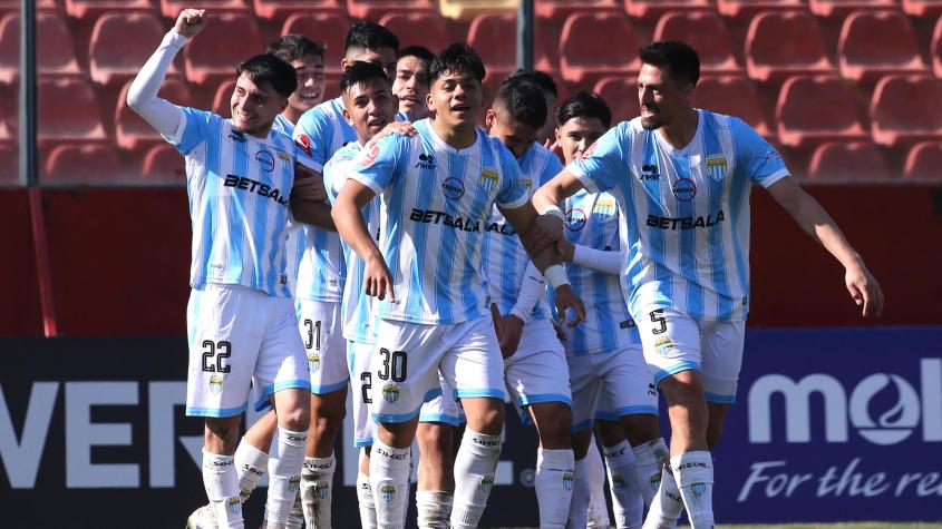 ¡8-0! Magallanes le propina una goleada histórica a Unión Española por Copa Chile