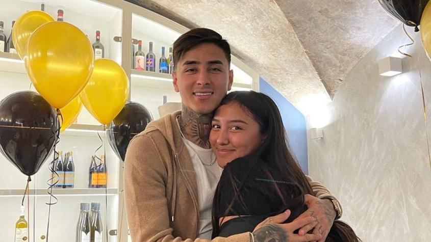 Erick Pulgar junto a su hermana - Créditos: @erickoficial