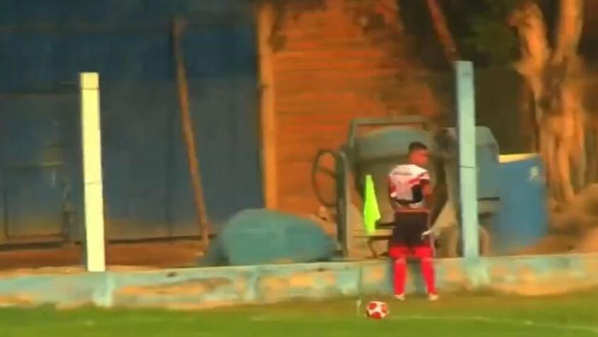 Jugador expulsado de la Copa Perú por orinar en pleno partido - Créditos: Captura X