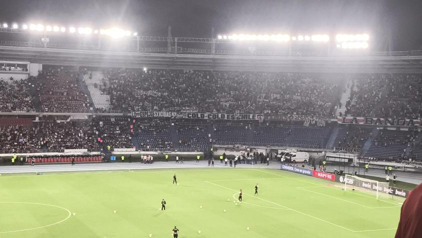 Hinchas de Colo Colo en Barranquilla. Crédito: X.