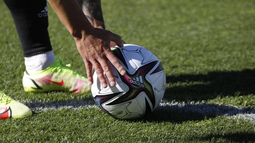 Pelota de fútbol - Créditos: Photosport