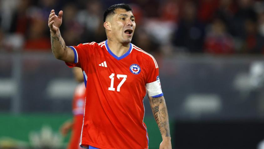 Gary Medel en la Roja. Crédito: Photosport.