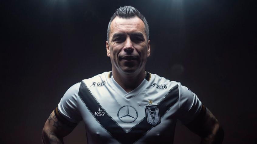 ¡Es oficial! Esteban Paredes sale del retiro para vestir la camiseta de Santiago Morning