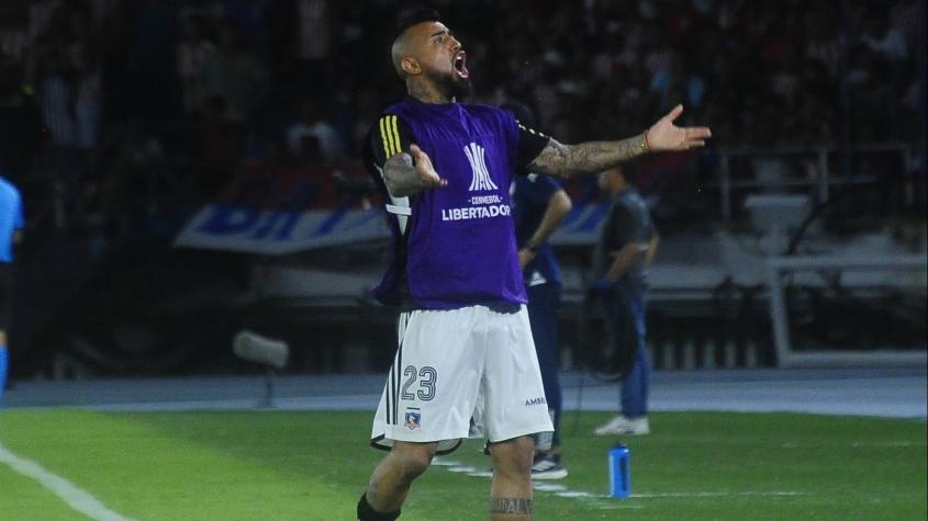 Arturo Vidal se emociona con la hazaña de Colo Colo: "Esto es impagable"