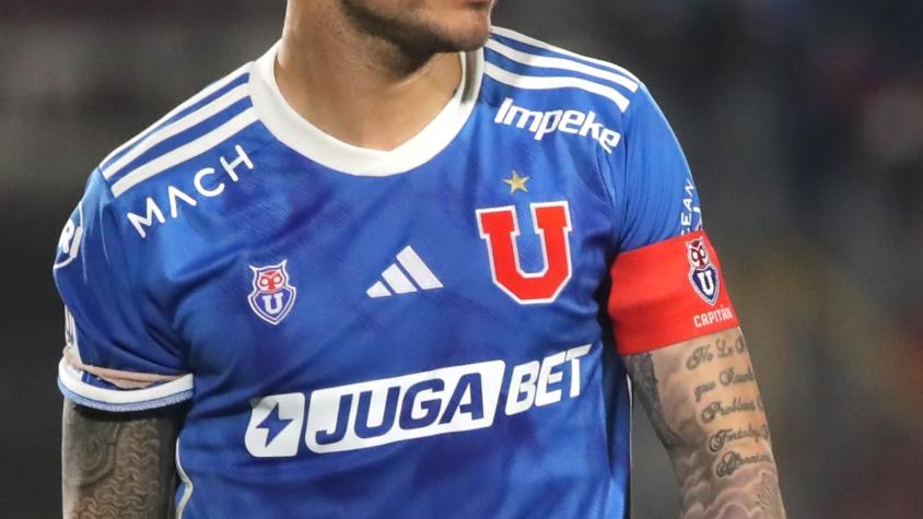 Inusual color: La llamativa nueva camiseta que estrenará la U en semifinales de Copa Chile