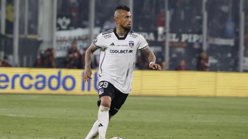 Arturo Vidal en Colo Colo - Créditos: Photosport