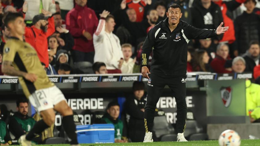 Jorge Almirón muestra orgullo de su Colo Colo y llama a ilusionarse con el proceso