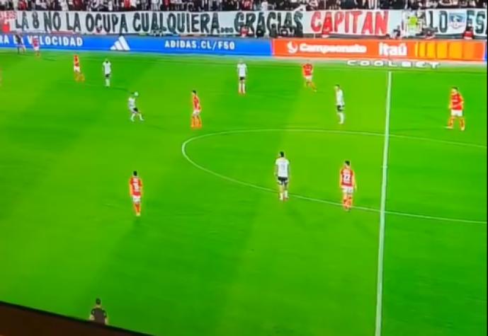 VIDEO | El grosero error de Alfred Canales que los hinchas de la UC no perdonaron frente a Colo Colo
