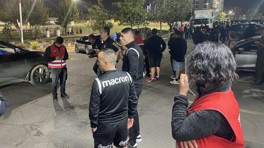 ¡No se puede creer! Árbitros denuncian robo de sus celulares al interior del estadio Monumental